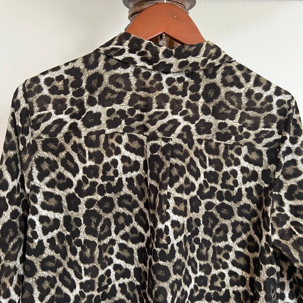 Michael Kors Women's Size L Leopard Print Point C… - image 5